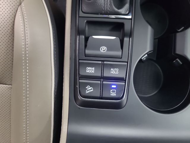 2021 – Hyundai – Tucson