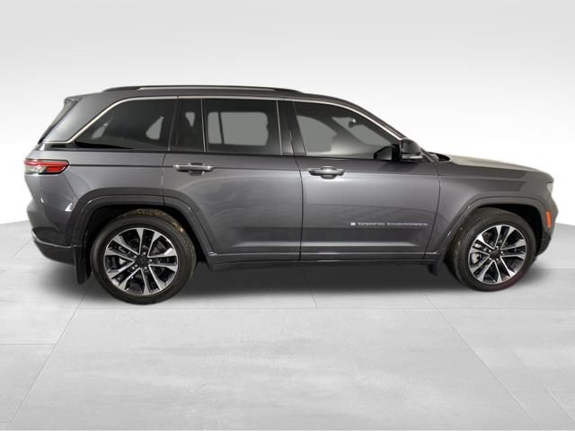 2022 Jeep Grand Cherokee Overland 4xe 8