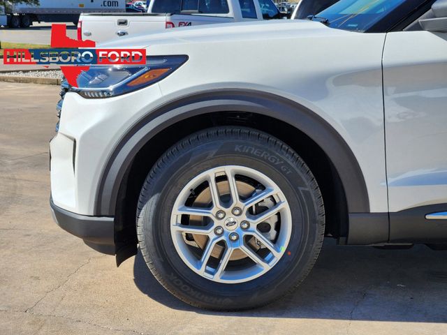 2025 Ford Explorer Active 6