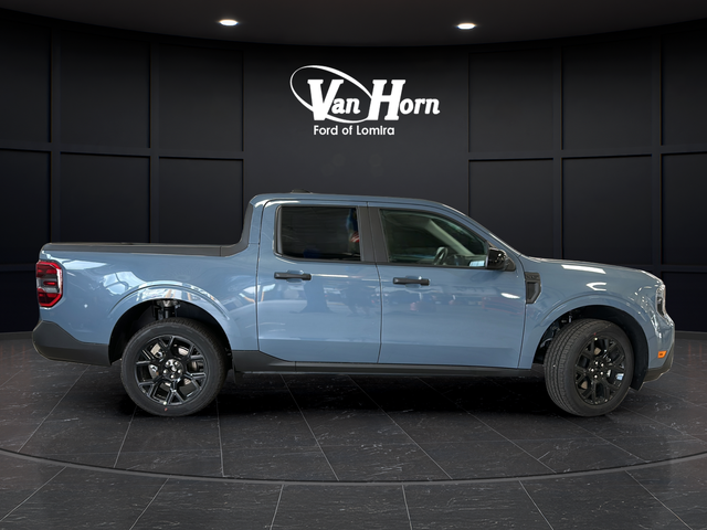 New 2026 Azure Gray Metallic Ford XLT image 8