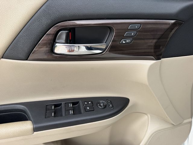 2016 Honda Accord EX-L - 10