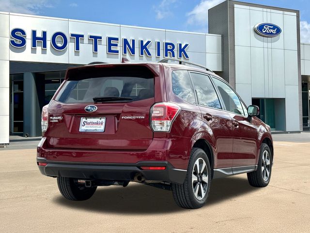 Used 2018 Red Subaru 2.5i Premium image 8