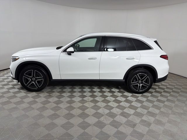 New 2026  Mercedes-Benz GLC 300 image 4