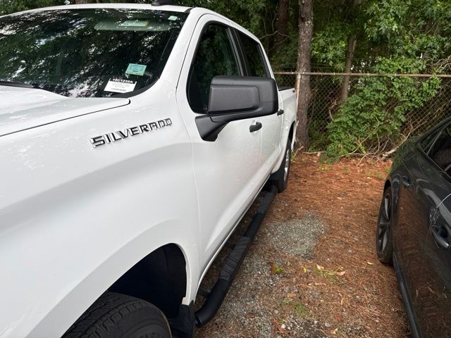 Used 2024 White Chevrolet WT image 3