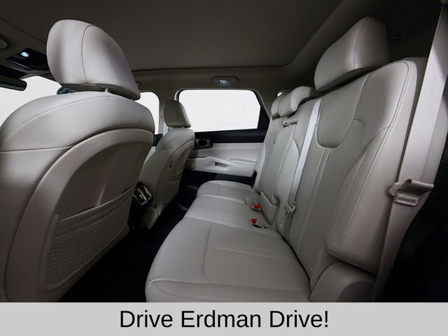 Used 2023 Kia Sorento SUV