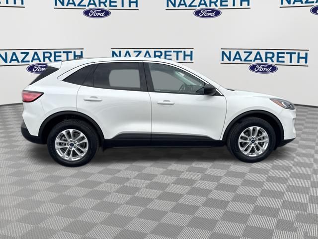 used 2022 Ford Escape car, priced at $20,818