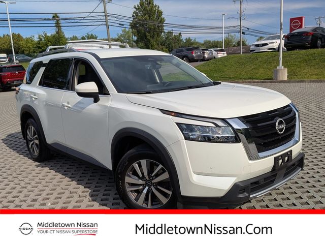 Pearl White Tricoat 2023 Nissan Pathfinder SUV / Crossover All-Wheel Drive 9-Speed Automatic
