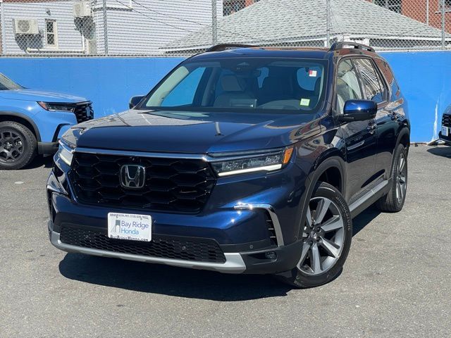 Black (Obsidian Blue Pearl) 2023 Honda Pilot Elite AWD SUV / Crossover All-Wheel Drive Automatic
