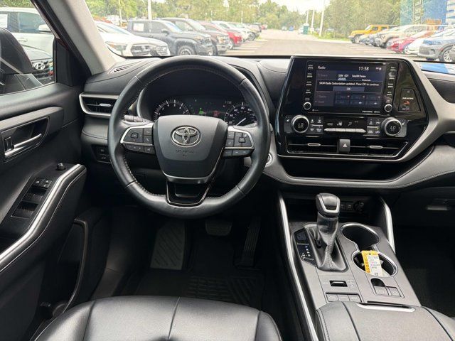 Used 2020 Toyota Highlander SUV