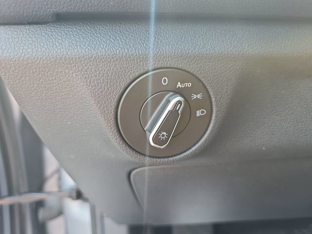 Used 2024 Pyrite Silver Metallic Volkswagen 1.5T SE image 26