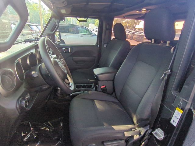 Used 2019 Black Jeep Sport image 15