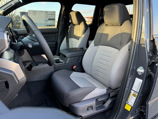 2025 Toyota Tacoma TRD Off Road - Photo 9