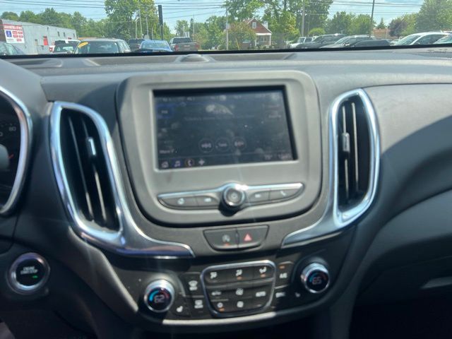 2022 Chevrolet Equinox LT - Blue exterior view 8