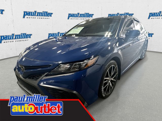 Blue 2023 Toyota Camry Sedan Front-Wheel Drive 8-Speed Automatic