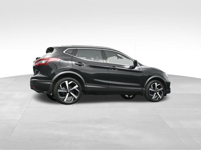 2021 Nissan Rogue Sport SL 37