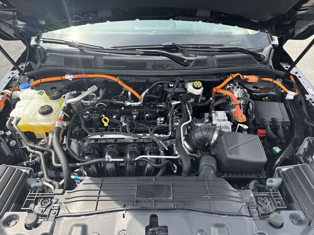 Certified Used 2025  Lincoln Grand Touring image 20