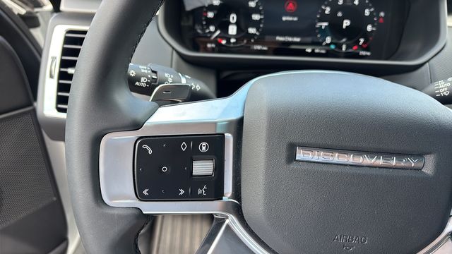 Used 2026  Land Rover Gemini Edition image 22