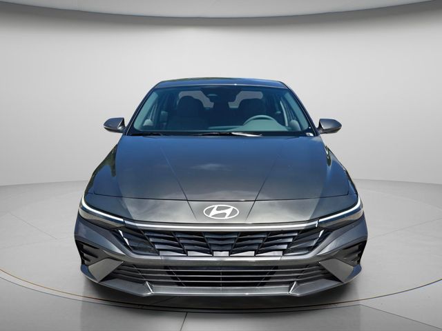 2026 Hyundai Elantra - $21,659