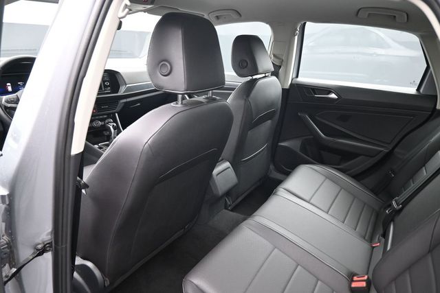 Used 2024 Volkswagen Jetta Sedan