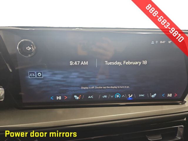 2025 Chevrolet Traverse LT photo