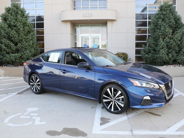 2022 Nissan Altima 2.0 VC-T SR's photo