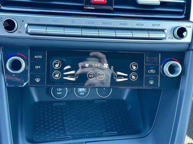 Thumbnail: 2025 Genesis G70 - 14