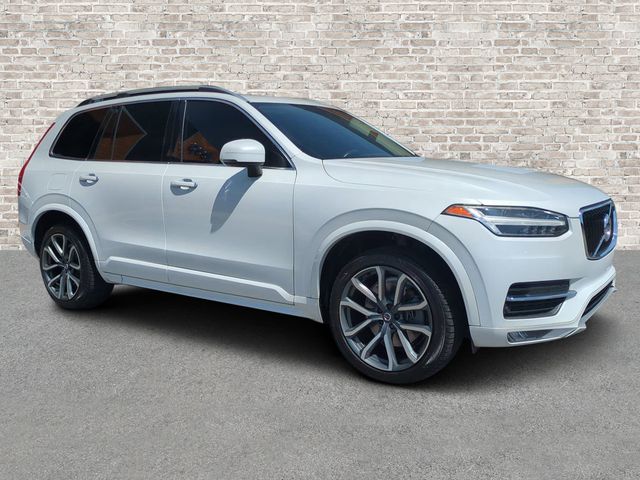 Crystal White Pearl 2019 Volvo XC90 T5 Momentum AWD SUV / Crossover All-Wheel Drive Automatic