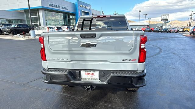 2025 Chevrolet Silverado 1500 ZR2 4