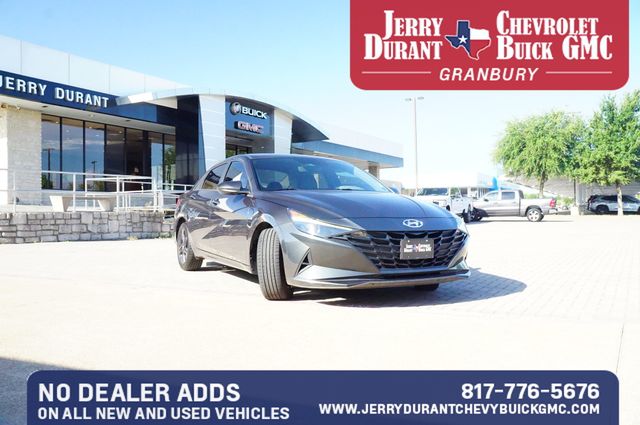  2023 Hyundai Elantra SEL FWD   