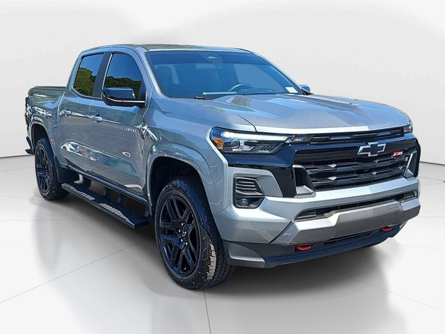 Black (Charcoal) 2024 Chevrolet Colorado Z71 Crew Cab 4WD Pickup Truck Four-Wheel Drive 8-Speed Automatic