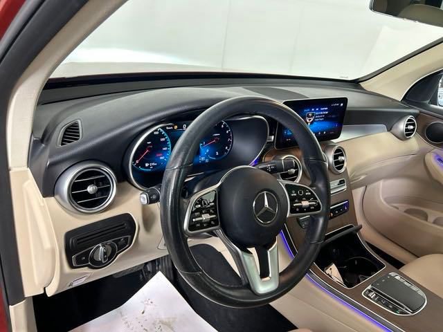 2021 Mercedes-Benz GLC GLC 300 16