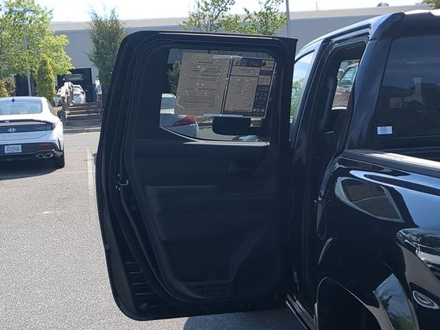 2024 Toyota Tacoma SR5 - Photo 29