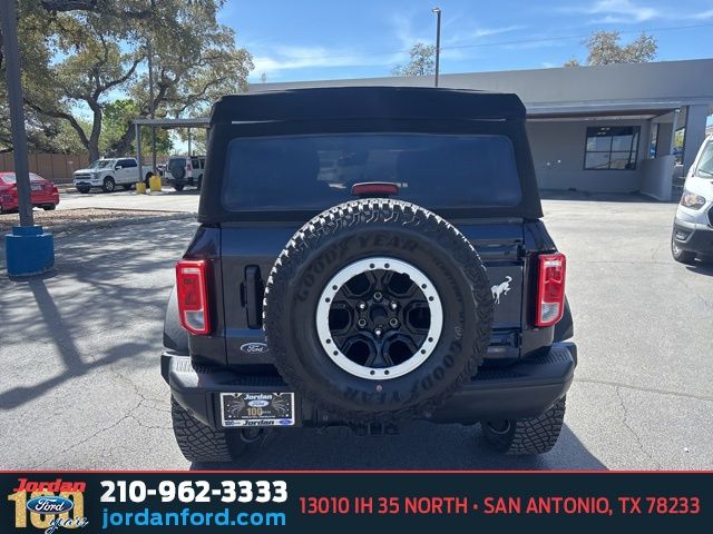 Used Car 2021 Ford Bronco  Black Diamond For Sale Under $40,000 In San Antonio, Texas