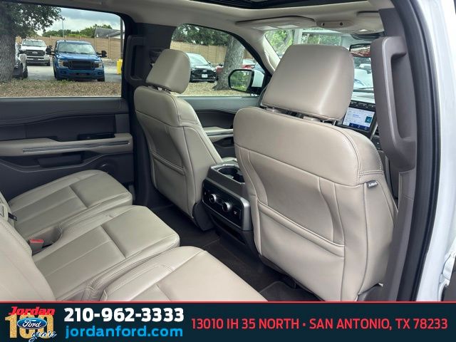 Used Car 2021 Ford Expedition Max  Xlt For Sale Under $25,000 In San Antonio, Texas