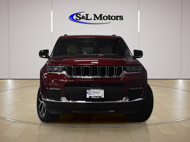 View vehicle photo 6