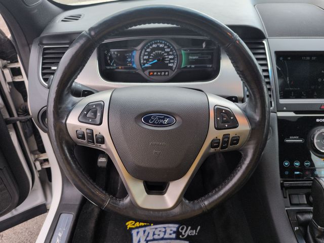 2016 Ford Taurus