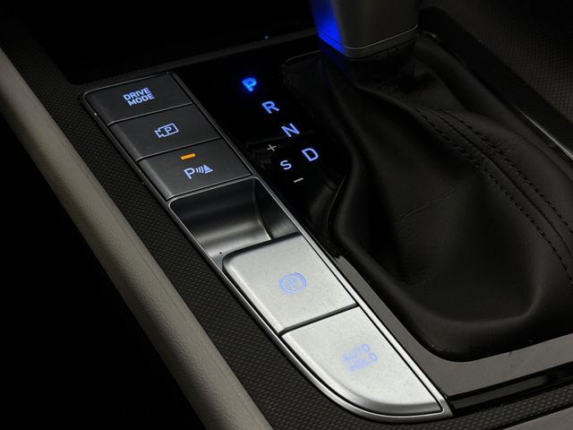 Used 2024 Hyundai Elantra Hybrid For Sale in Indianapolis, IN