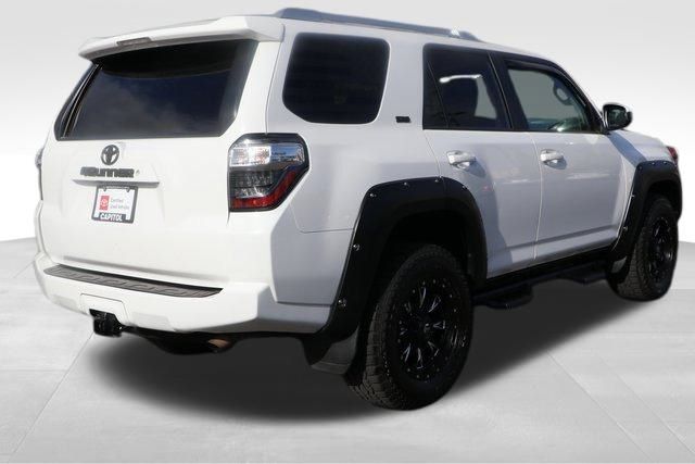 2016 Toyota 4Runner SR5 21