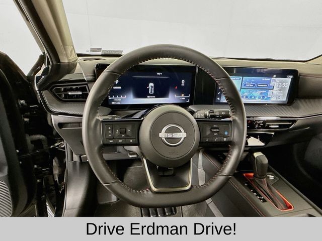 Used 2025 Nissan Kicks SUV