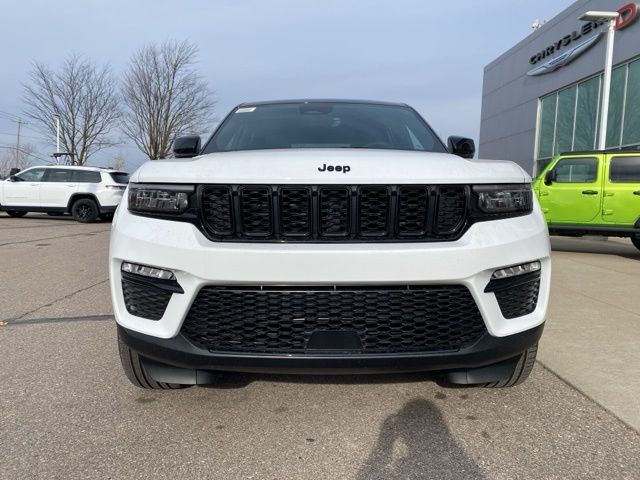 2025 Jeep Grand Cherokee Limited - Bright White Clearcoat exterior view 2