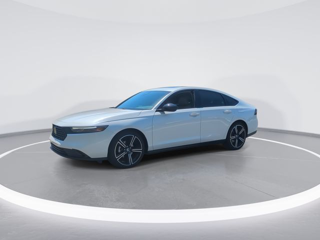 Used 2026 White Honda SE image 4