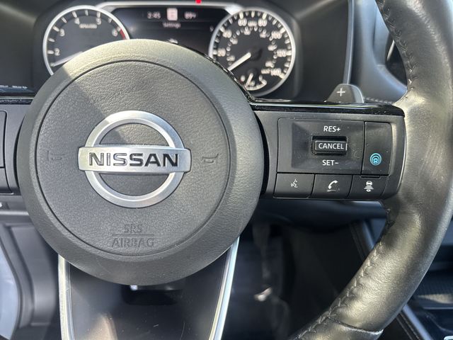 Used 2021 Gray Nissan SL image 18