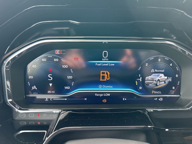 2025 Chevrolet Silverado 1500 LT photo