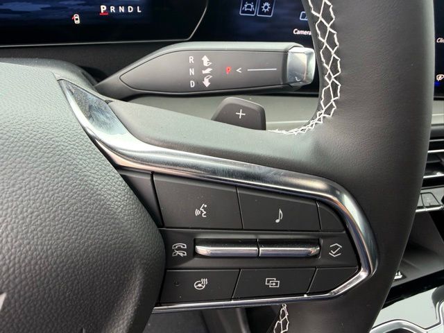 new 2026 Chevrolet Traverse car, priced at $48,015