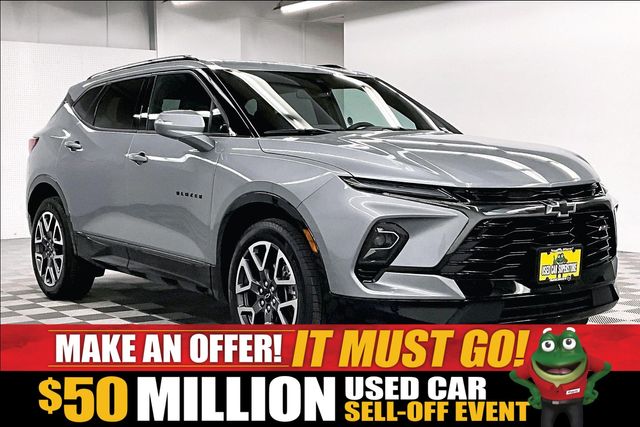 Sterling Gray Metallic 2025 Chevrolet Blazer SUV / Crossover Front-Wheel Drive 9-Speed Automatic Overdrive