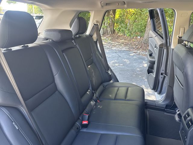 Used 2021 Gray Nissan SL image 11
