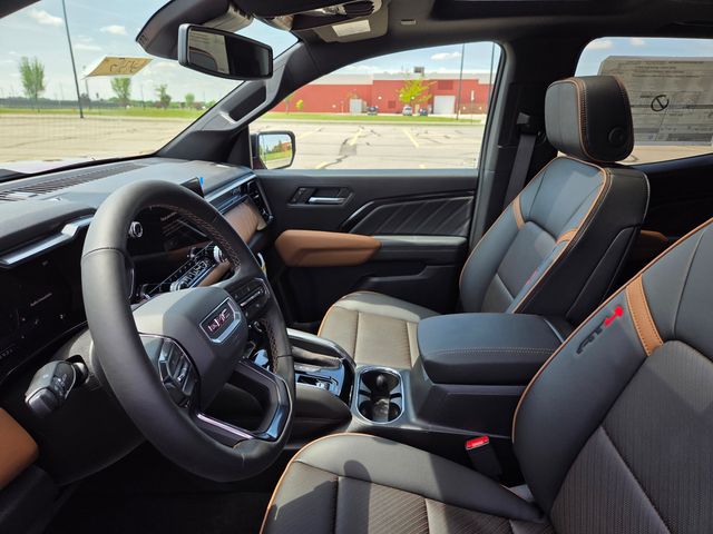 2026 GMC Canyon AT4, 4WD