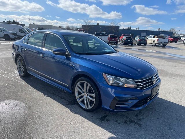 2017 Volkswagen Passat R-Line