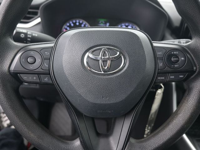 2021 Toyota RAV4 LE 15