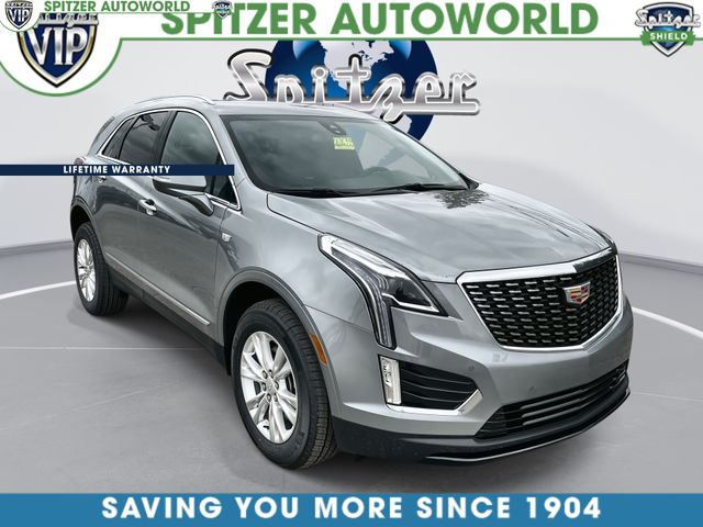 Argent Silver Metallic 2026 Cadillac XT5 Luxury AWD SUV / Crossover Four-Wheel Drive 9-Speed Automatic